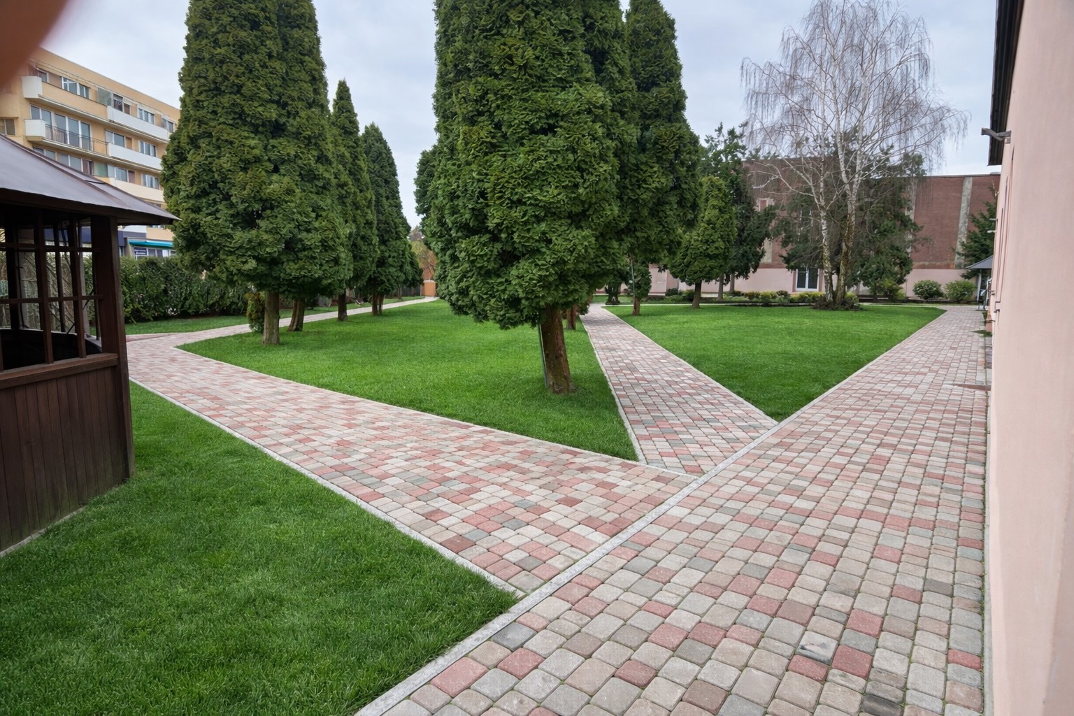 56FC0629 E5BD 4321 AD3E D8532C957A08